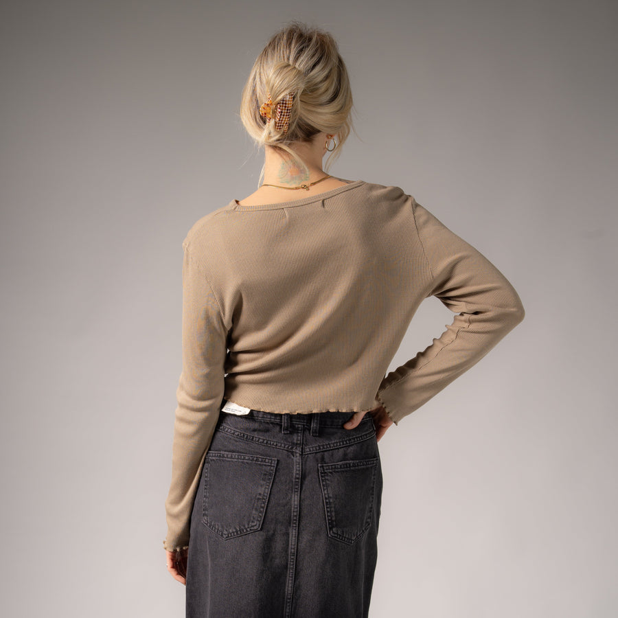 Essentials - Long Sleeve Ribbed Tee - Camel Gold - The Laundry Room