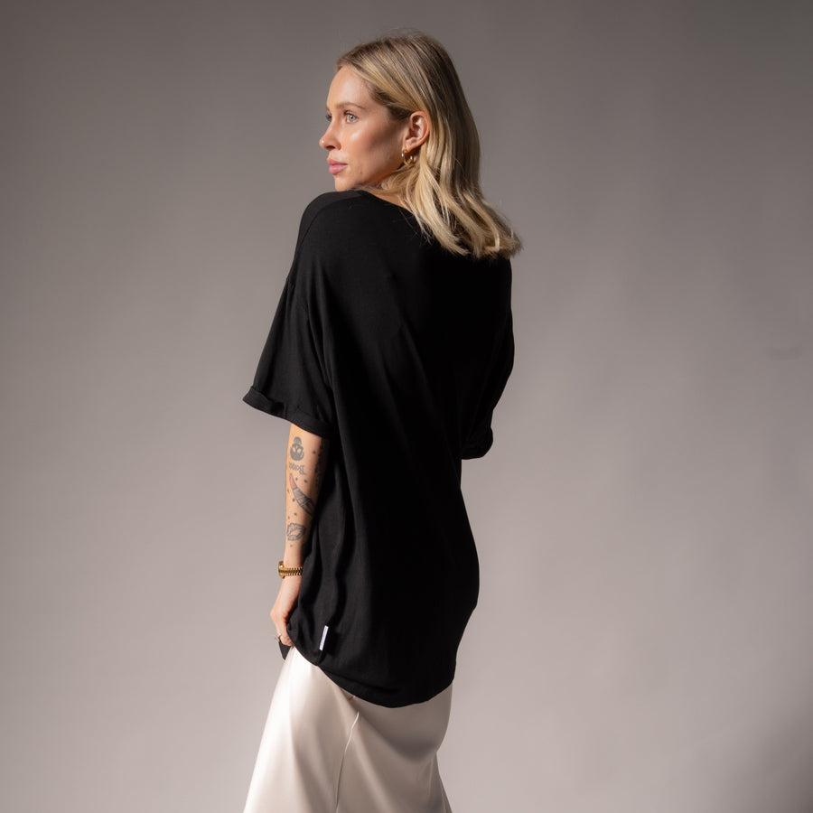 Essentials - Oversized Tee - Black - The Laundry Room