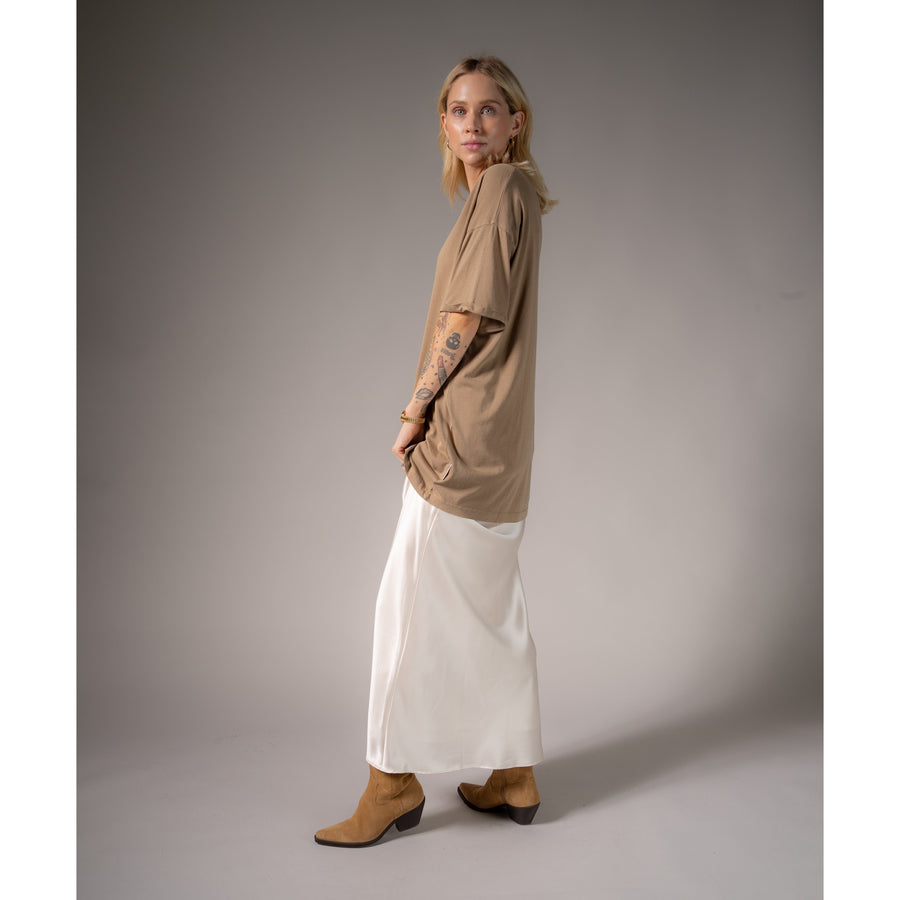 Essentials - Oversized Tee - Camel Gold - The Laundry Room
