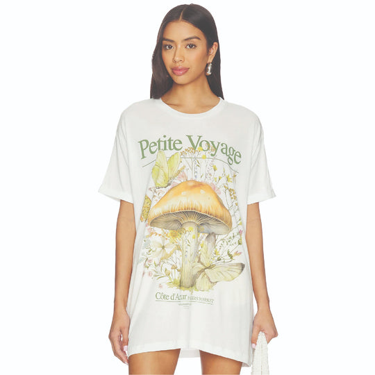 Petite Voyage - Oversized Tee - White - The Laundry Room