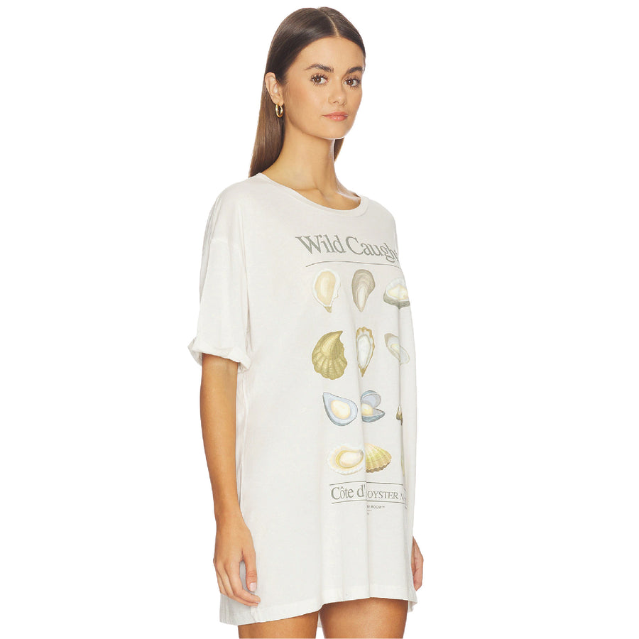 Wild Caught Oyster Market - Oversized Tee - Bone - The Laundry Room