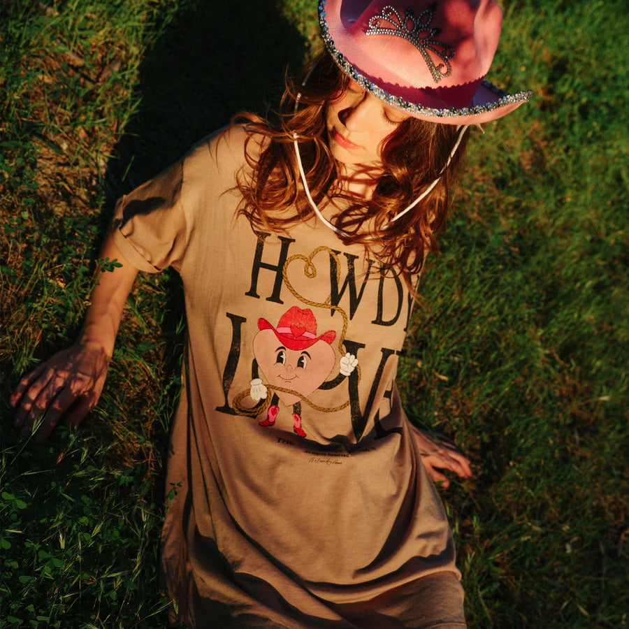 Howdy Love - Oversized Tee - Camel Gold - The Laundry Room